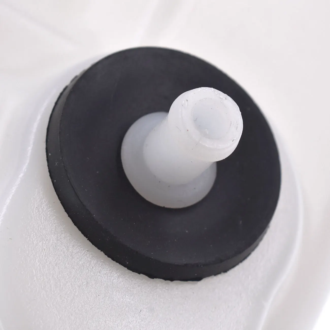 

New Gas Fuel Tank w Cap To For Zenoah BC3410FW BC4310FW