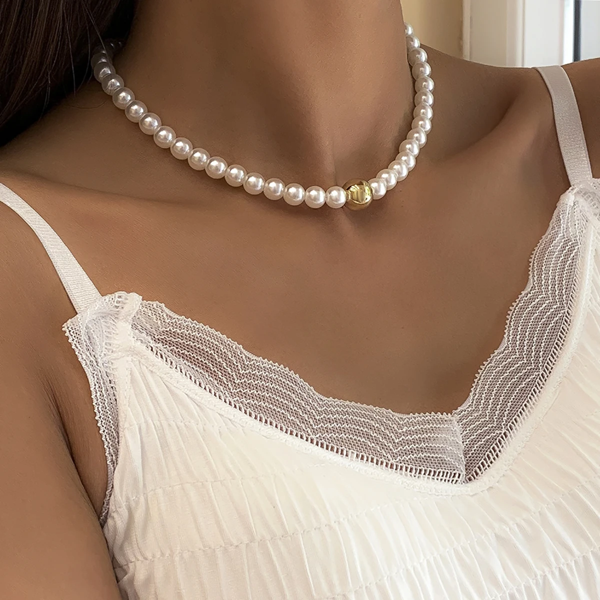 

SHIXIN Simple Short Imitation Pearl Beads Choker Necklace for Women Fashion Beaded Chain Clavicle Necklace 2021Neck Jewelry Gift