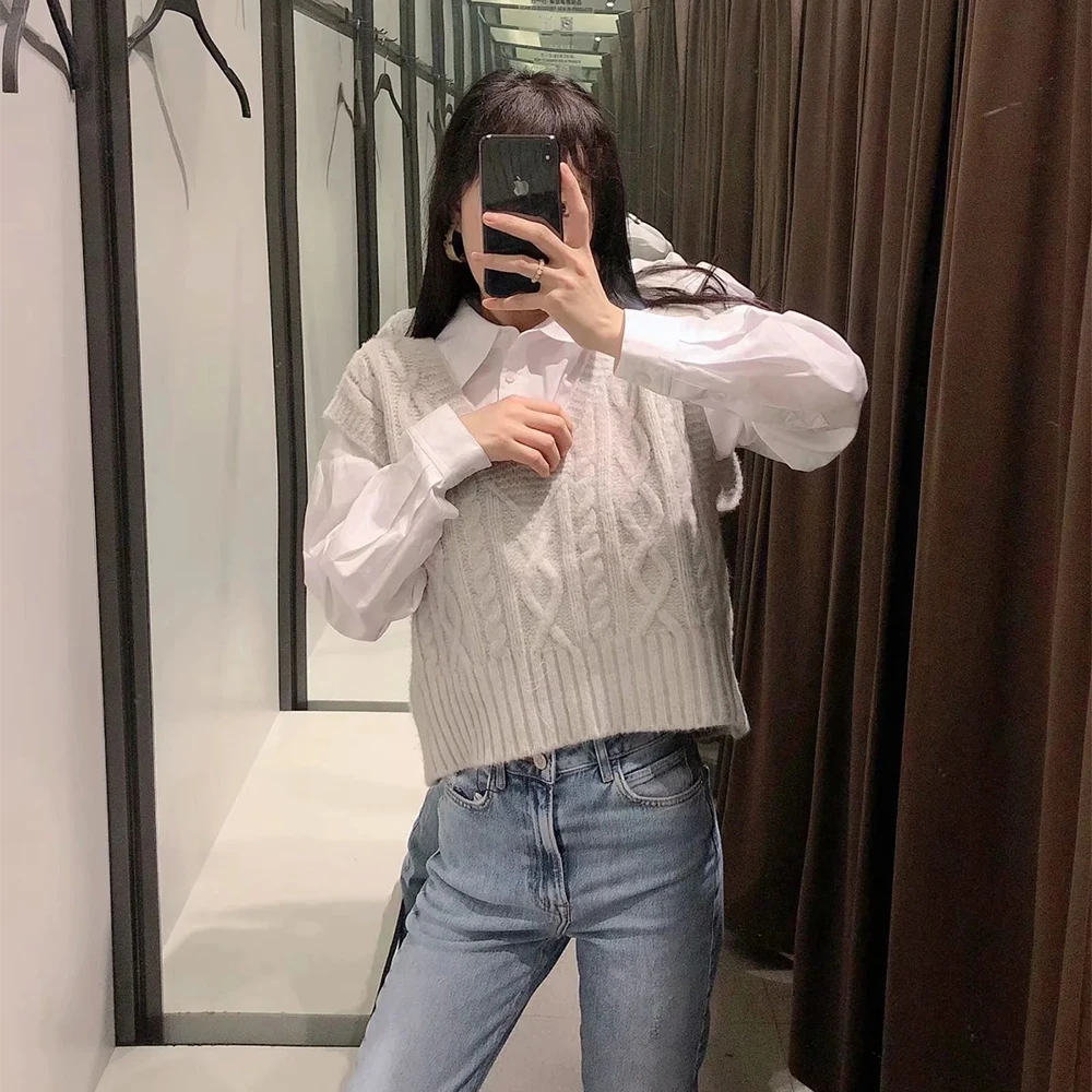 

2021 New Women Cable-Knit Sweater Vest V-Neck Chic Lady Women Sweaters Casual Fashion Pullover Tops