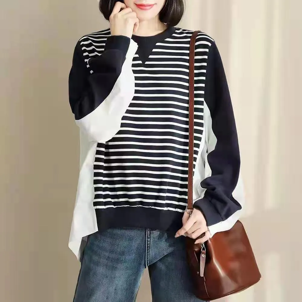 

2021 Spring Autumn New Loose Casual Foreign Style Shirt Long Sleeved T-shirt Women Striped Stitching Top