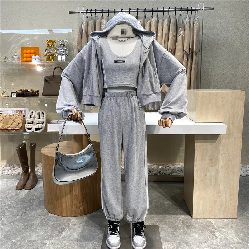 

Брендовый оригинальный дизайн спортивный стиль толстовка с капюшоном + этикетка жилет + высокая талия, чтобы показать тонкие боковые планки...