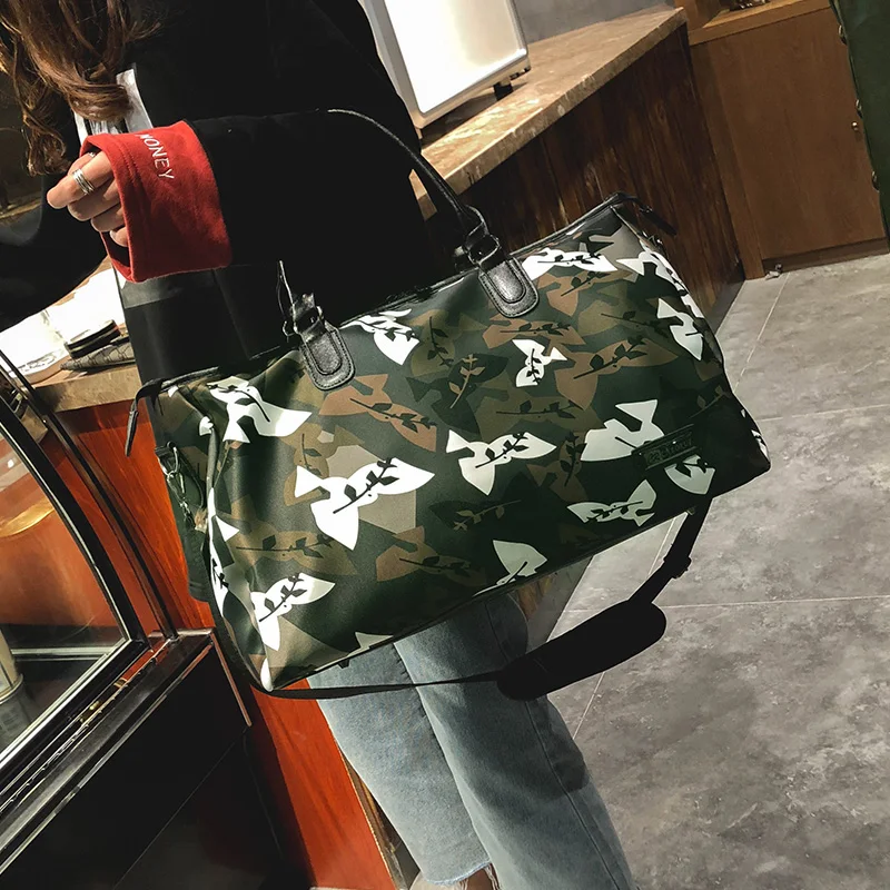 YILIAN Outdoor camouflage travelling bag men and women's leisure fashion large capacity portable sports fitness luggage
