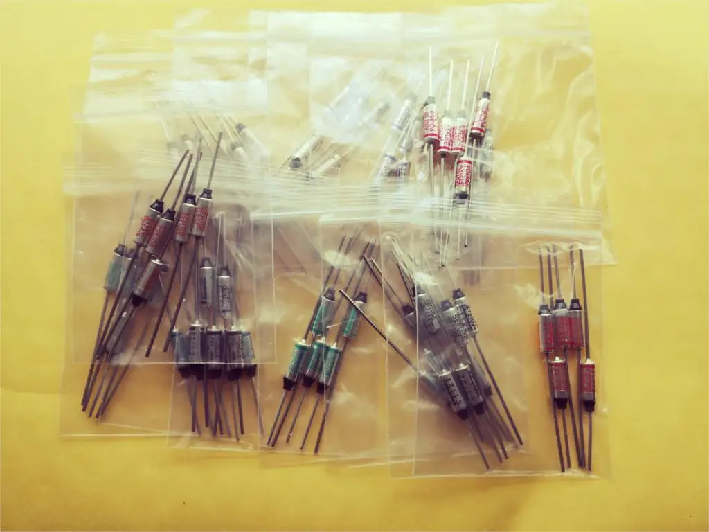 70pcs SF70E to SF240E SEFUSE Cutoffs NEC Thermal Fuse 10A 250V Assortment Kit | Обустройство дома
