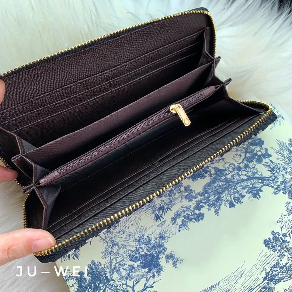 

New fashion wallets, men's clutches, ladies' clutches, new fashion long wallets Luxury wallet, free gift box Q3