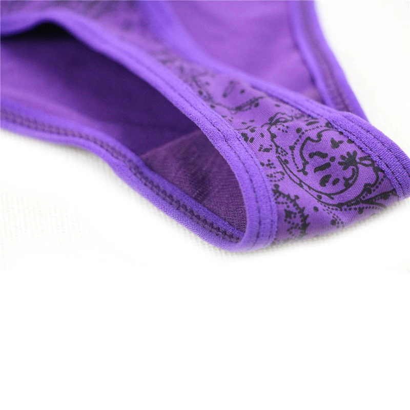 Комплект женского кружевного нижнего белья с чашками пуш ап и вышивкой|Комплекты