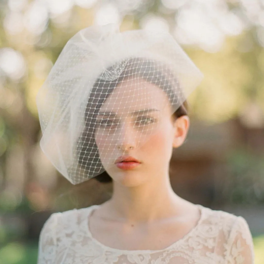 

Wedding Bridal Blusher Veil Elegant Short Bride Hair Accessories Spring Summer Bohemian Headdress YSAN1110