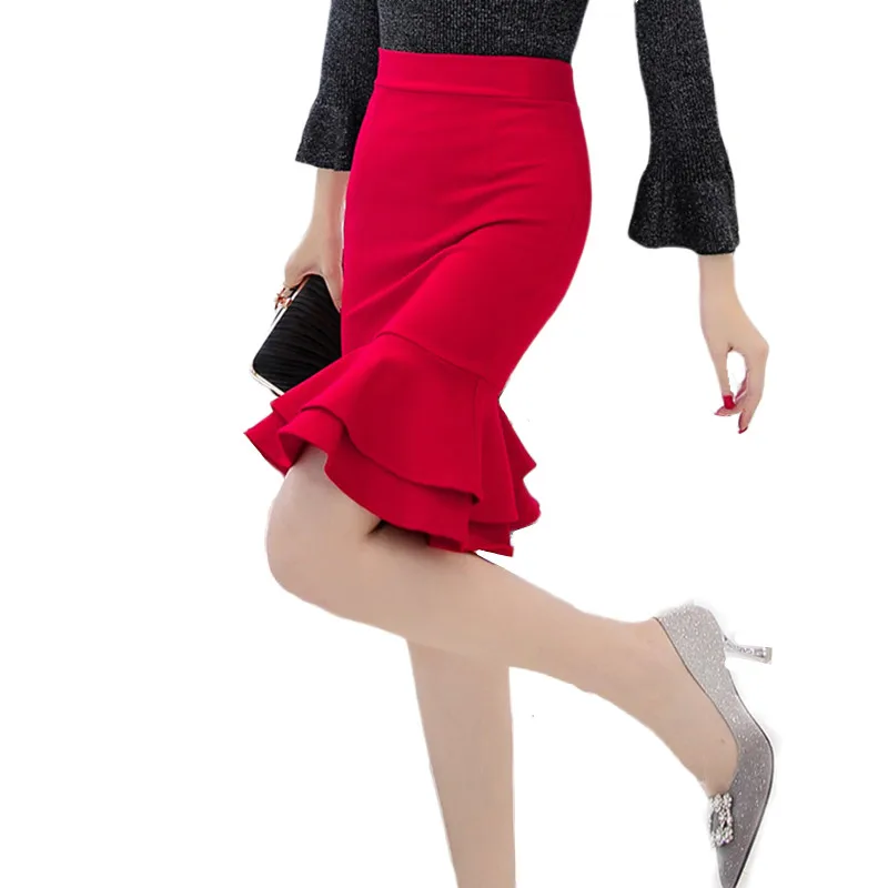 Женская юбка карандаш с оборками черного и красного цвета размера плюс