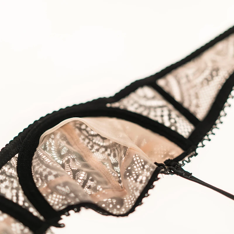 

Varsbaby sexy unlined underwire half cup lace underwear set 1 bras +2 panties 3 pcs/lots for lady