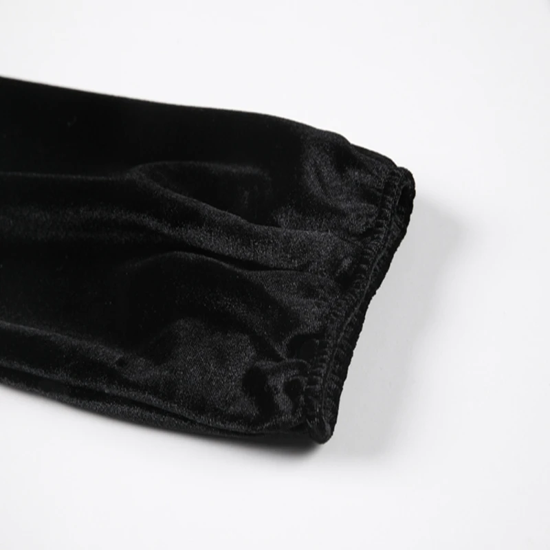 

2021 New Autumn Winter Velvet Warm Vintage Dress Women High-Waist A-Line Black Dress Square Collar Long Sleeve Mid-Length Dress