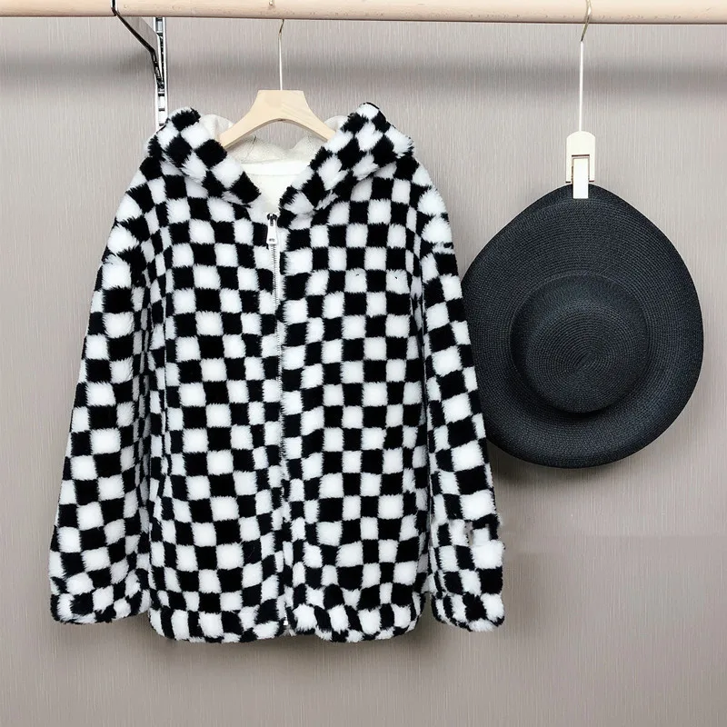 Winter Korean Style Women's High Quality Plaid Wool Fur Leather Coat C271