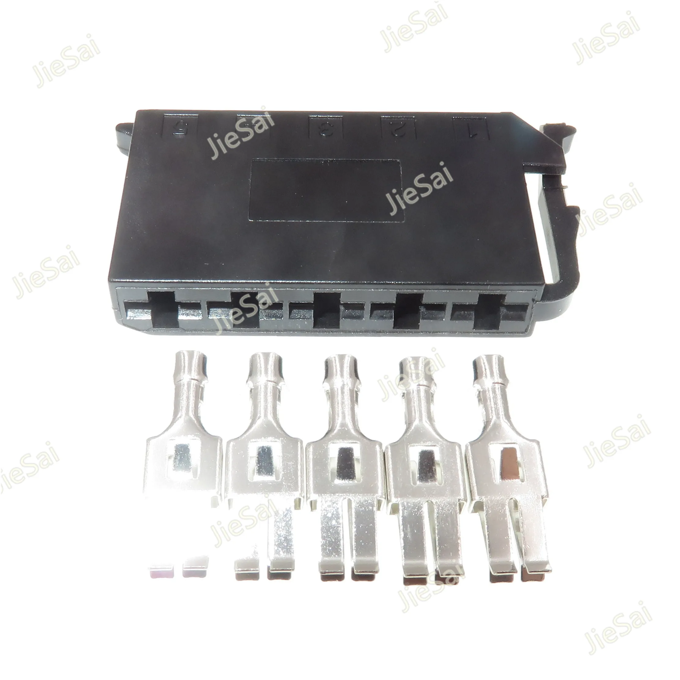 

5 Pin 1H0 953 637 Auto Cable Connectors Female Car Plug With Terminals