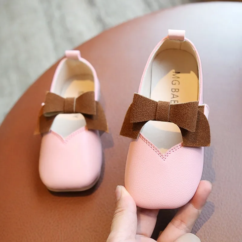 Туфли для девочек новинка модная детская Демисезонная обувь из искусственной