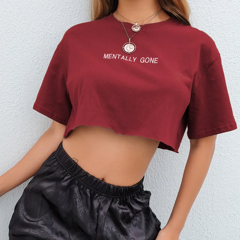 Летняя Базовая укороченная футболка с вышитыми буквами свободная повседневная