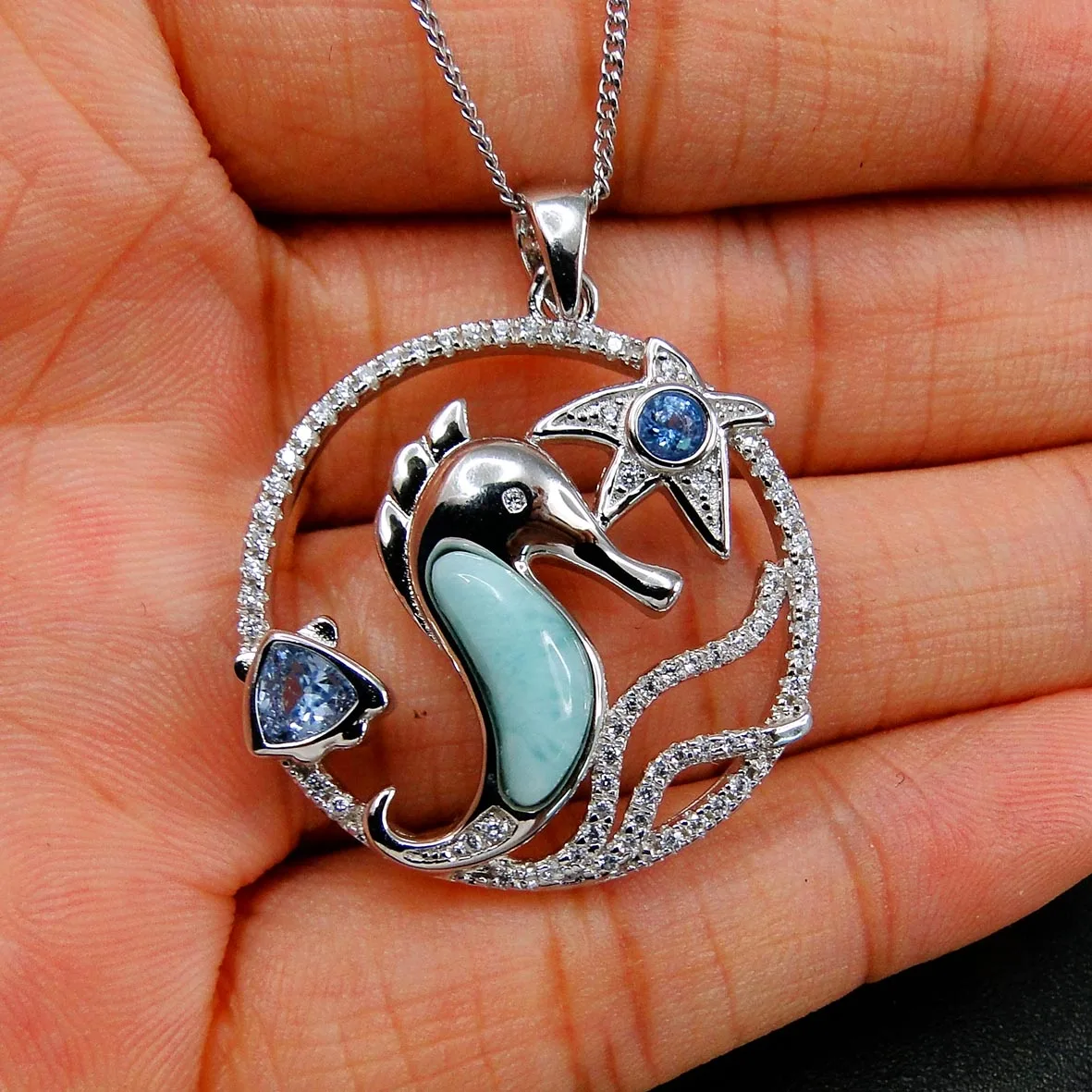 

Ожерелье женское из серебра 925 пробы с подвеской в виде морского конька