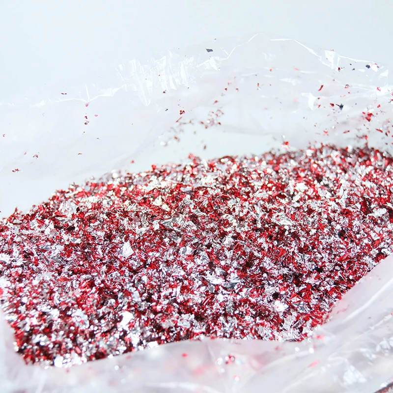 Имитация золотых хлопьев в форме листьев красные серебристые фрагменты фольги