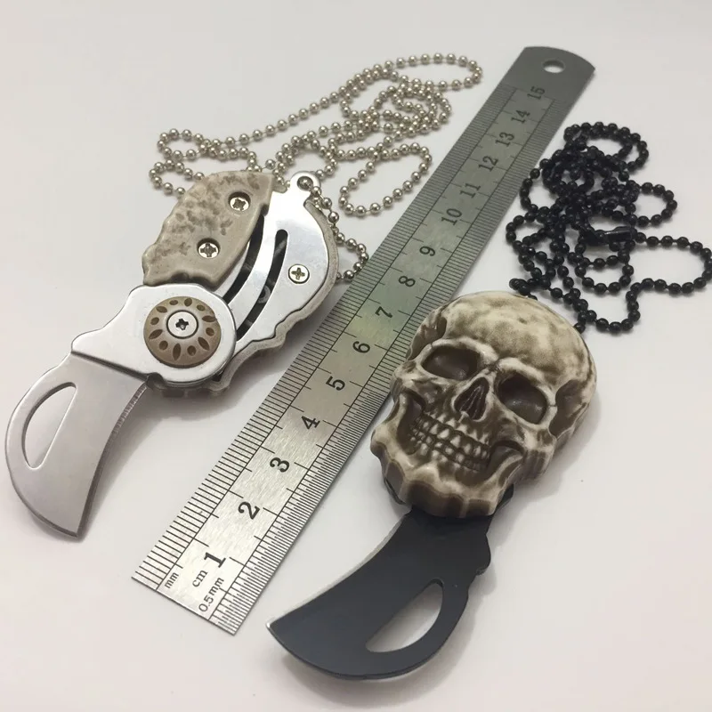 

Toy Sports EDC Vintage Skull Necklace Outdoor Pocket Mini Cutting Knife Camping Survival Tactical Knife Keychain Outdoors Fun