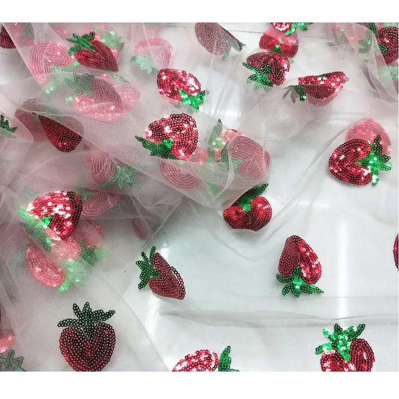 Мягкие полупрозрачные блестки сетчатая ткань с вышивкой клубники для свадебного
