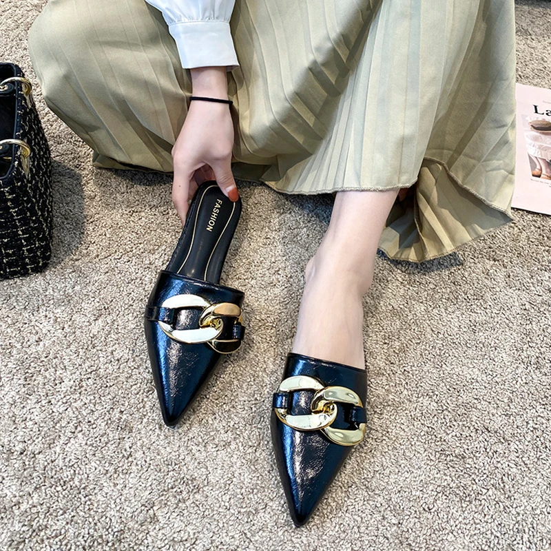 

Slippers Casual Mules For Women 2021 Pointed Toe Slides Rivet Female Shoes Loafers Luxury New Cover Flat Rubber Spring Metal Dec