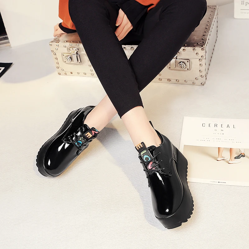 

Lace Up Sneakers Women Shoes Woman Flat Platform Shoes Patent Leather Solid Casual Shoes Loafers Increased Ladies Shoes Oxfords