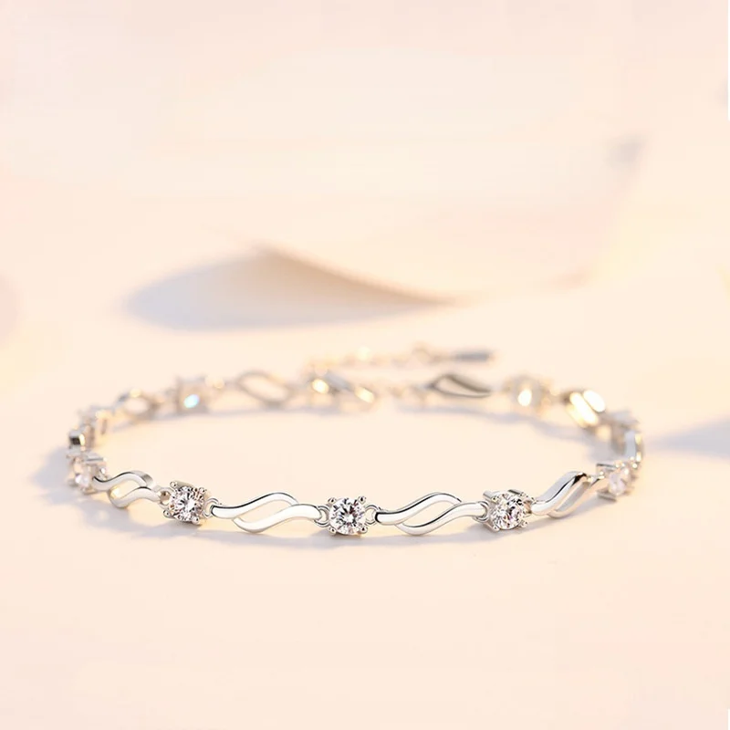 

Crystal Love S925 Sterling Silver Bracelet Women 2021 New Light Luxury Simple Niche Design Bracelet