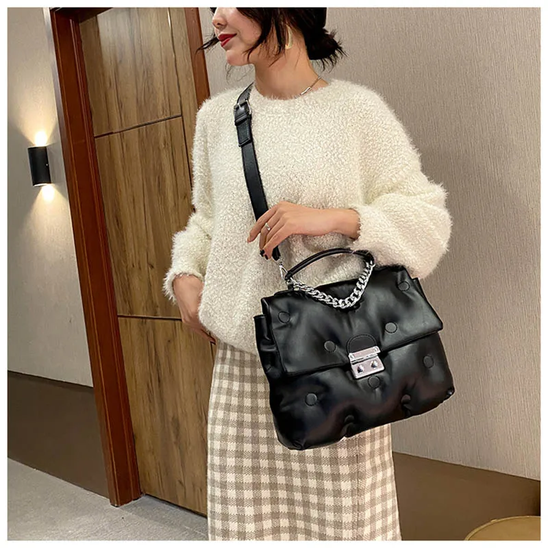 

Новинка Зима 2021, сумка через плечо для женщин, сумки на плечо, модная вместительная Хлопковая сумка с пухом и перьями, роскошный женский клат...