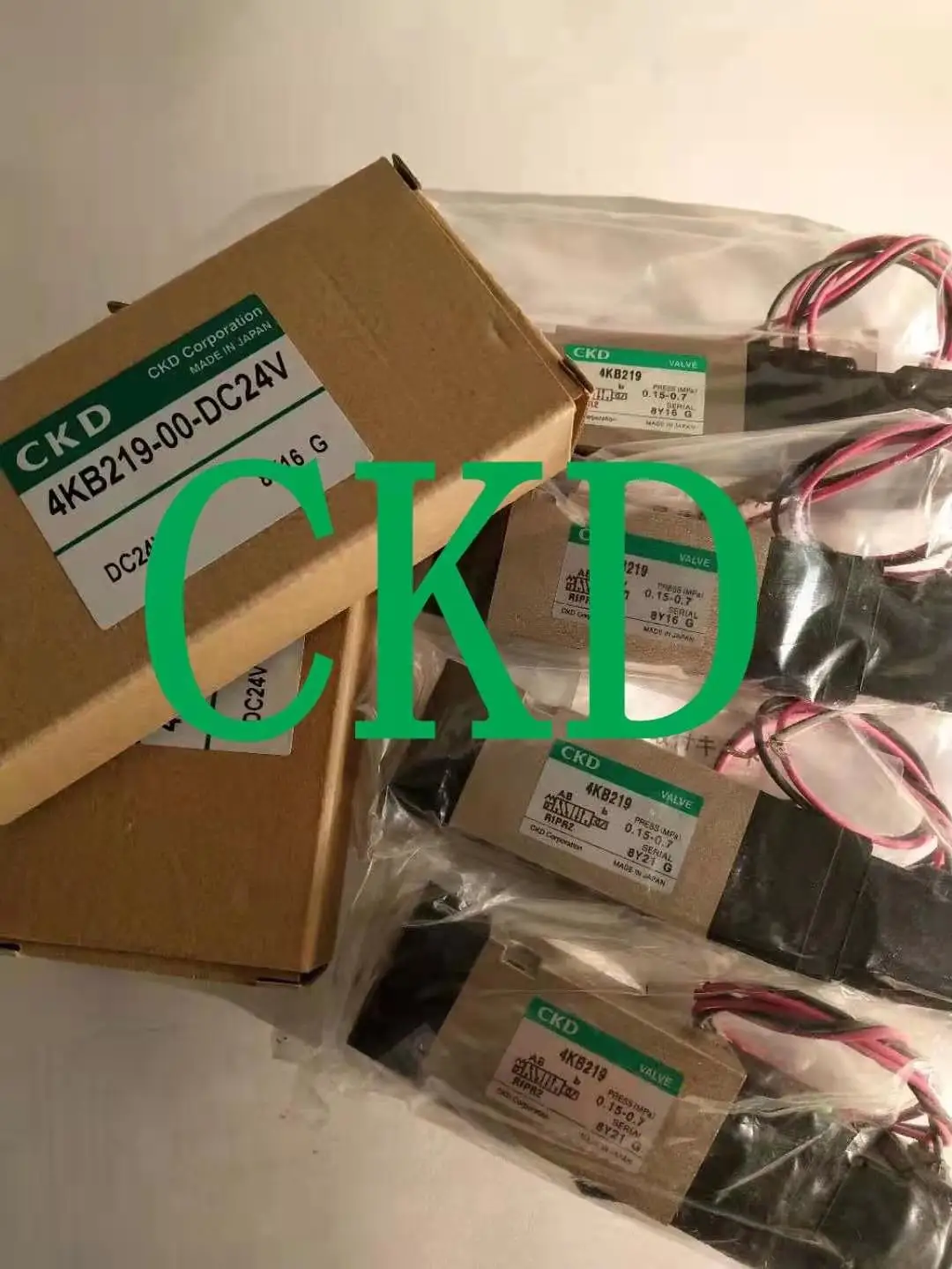 Пневматический электромагнитный клапан CKD 4KB219 00 DC24V производство Япония|Клапан| |