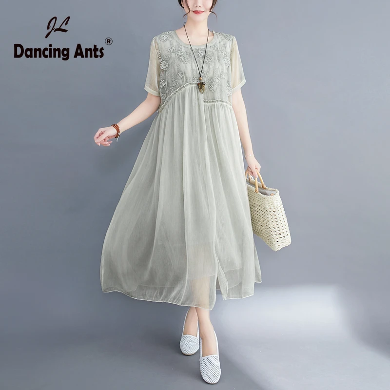 Женское длинное платье с вышивкой летнее офисное круглым вырезом и коротким