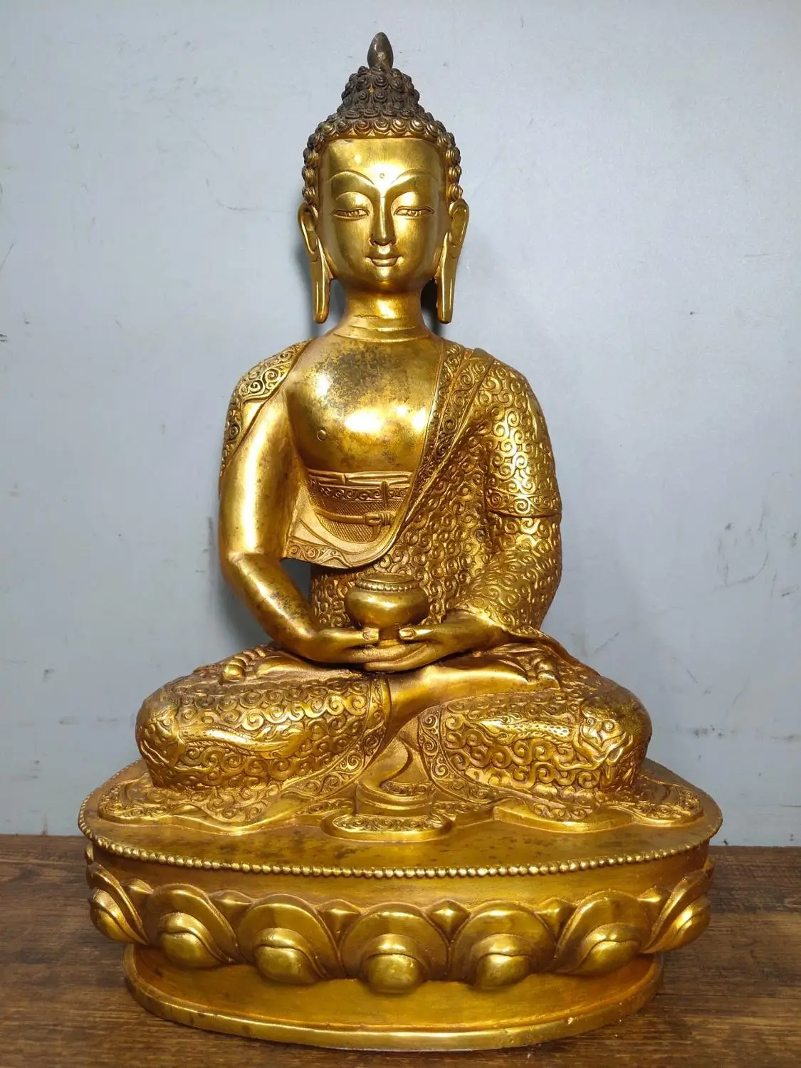 

Home Decor 13" Tibet Buddhism Temple Old Bronze Gilt Shakyamuni Buddha Statue Medicine Buddha Amitabha Enshrine the Buddha