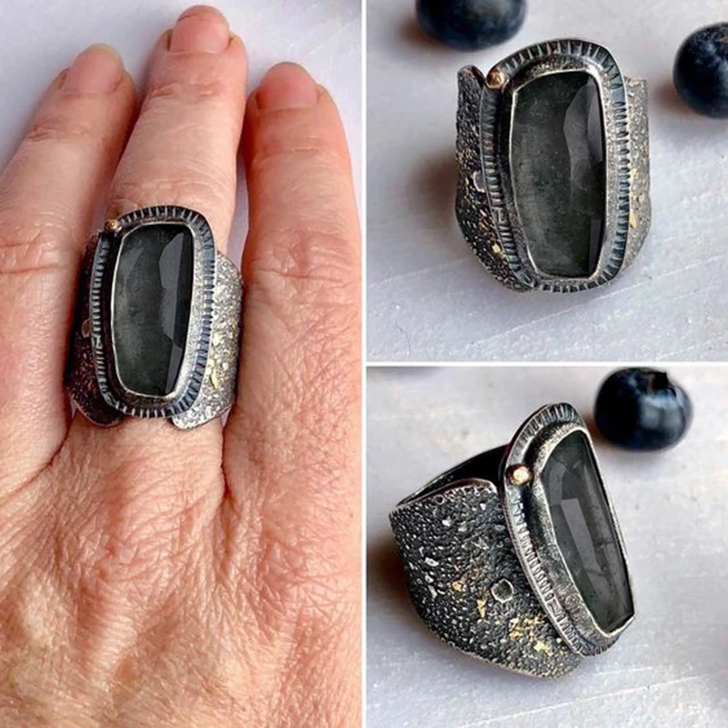 Винтажное старинное серебряное кольцо с большим черным фианитом стразы