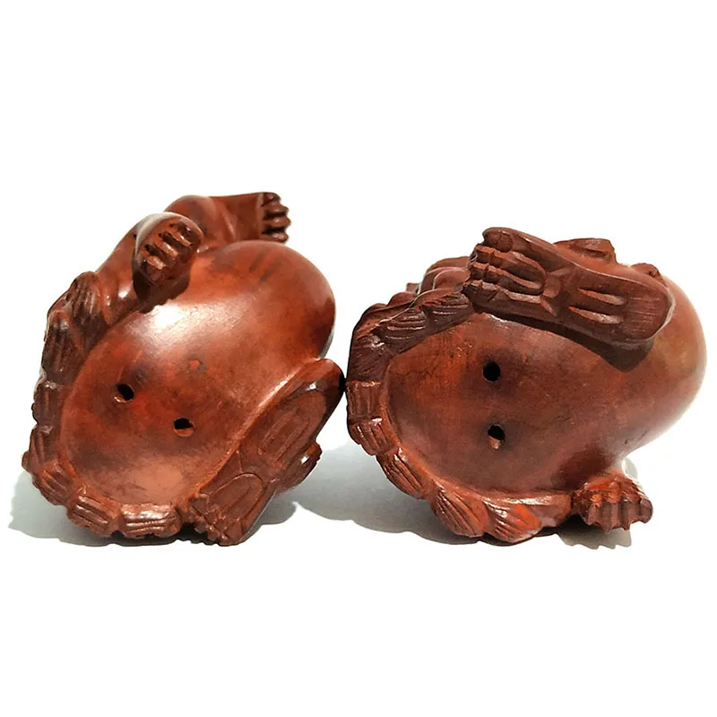 

Q4270 - 2" Hand Carved Boxwood Netsuke Figurine Carving: Foo Dog Lion Pair