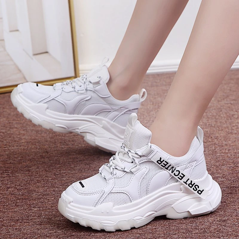 Модные не сужающиеся книзу кроссовки на платформе Модель 2020 года Дизайнерская