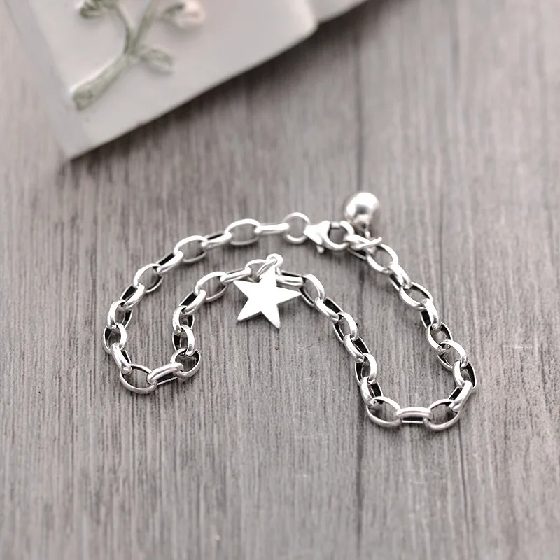 

Delicate Date Girls Wear Star Bracelet Pentagram Pendant Sweet and Simple Style Bracelet Casual Elegant Luxury Jewelry