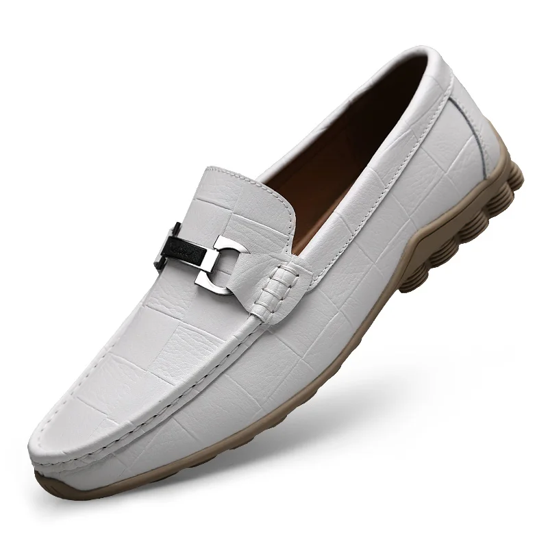 White men shoes Новинка; Мужская обувь из натуральной кожи; повседневные лоферы; мужские мокасины; мягкая обувь без застежки на плоской подошве; легкая обувь для вождения; - Цвет: White men shoes
