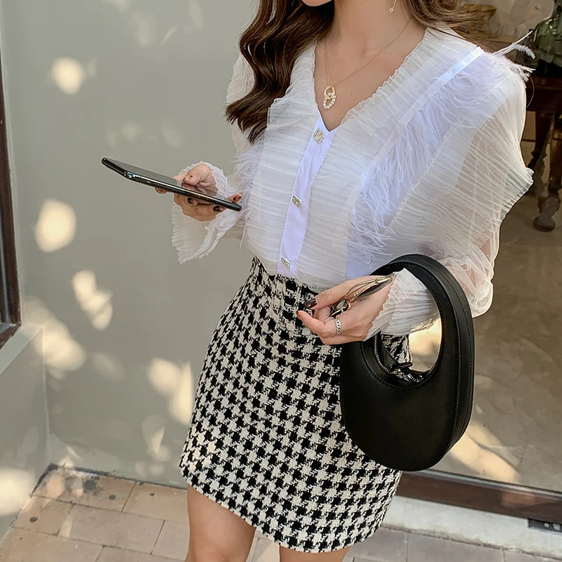 

2021 Spring New Sexy Women Mesh Sheer Blouse Tops Long Sleeve V Neck Vintage White Shirt Chiffon Camisas De Mujer Elegantes