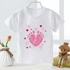 Новая детская футболка, Милая футболка с принтом следов ребенка, повседневный топ в стиле Харадзюку, белая футболка, модная одежда с коротким рукавом