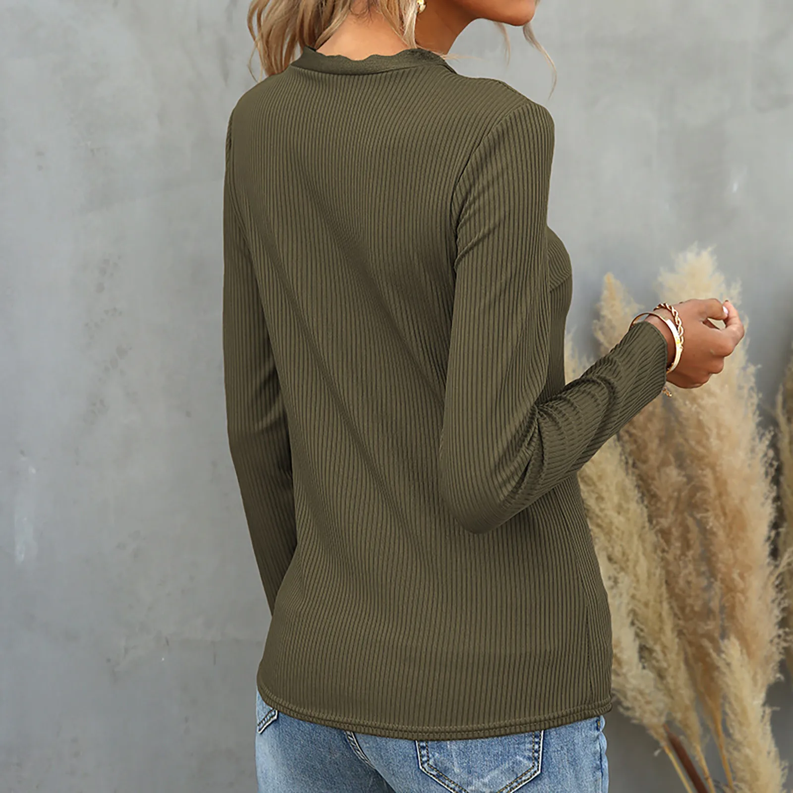 

Fashion Buttons Solid Blouse Shirt Slim V-Neck Tops Tee Spring Winter Casual Ladies Top Female Women Long Sleeve Blusas Pullover