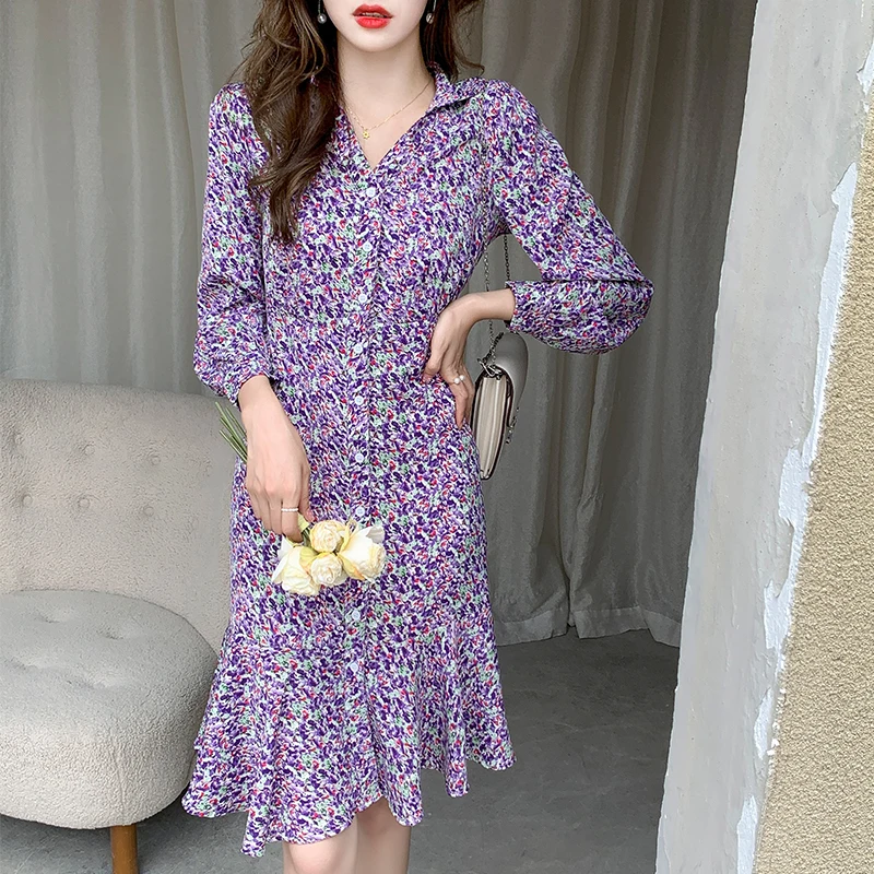

Женское шифоновое платье с длинным рукавом, облегающее фиолетовое платье с цветочным принтом, пуговицами и V-образным вырезом, модель 2021 на осень, 2023