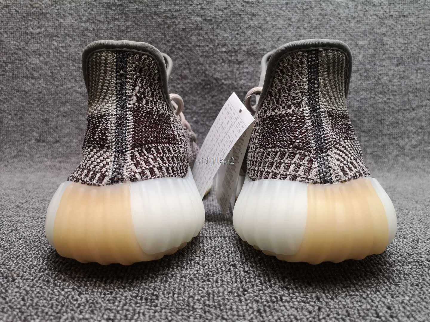 

Original Yeezy Boost 350 V2 Men/Women Jogging Shoes Comfortable Sports Sneakers Khaki Grey 36-45