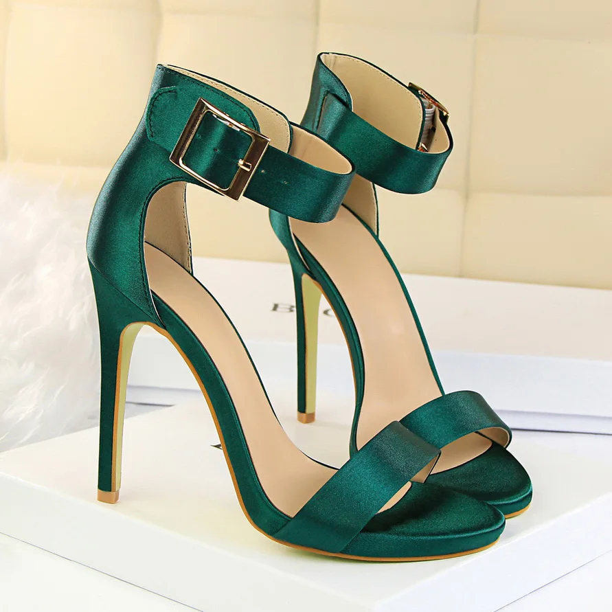 Женские Классические атласные сандалии гладиаторы 2020 размера плюс 34 43 на высоком