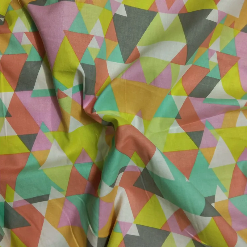 Хлопчатобумажная ткань с милым треугольным принтом 50x105 см треугольниками для