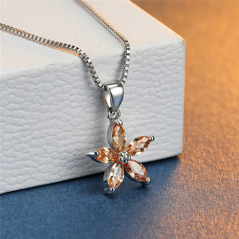Роскошное женское ожерелье с подвеской из хрустального камня милым цветком