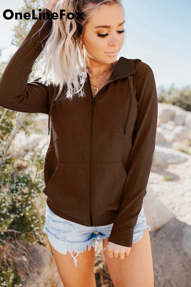 

Hoodies & Sweatshirts