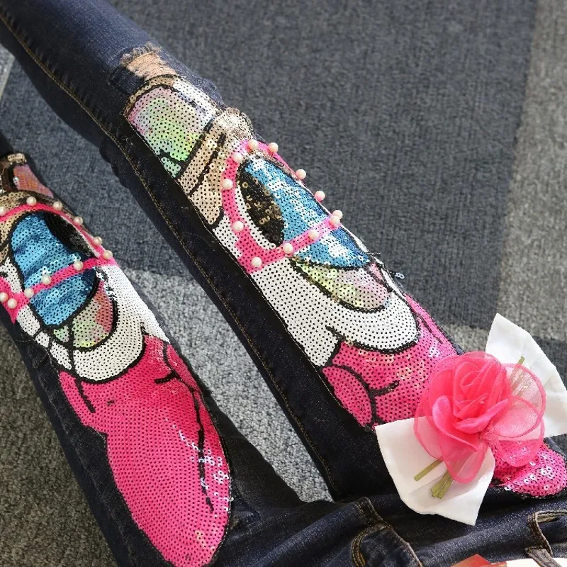 Милые модные женские джинсовые брюки с аппликацией в стиле пэчворк узкие