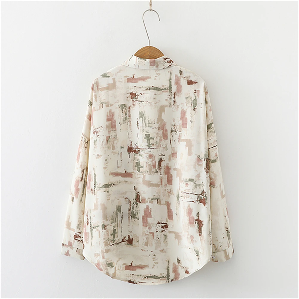 

Fall New Style Women's Lapel Fashion Slim Personality Newspaper Printing Casual Long-Sleeved Shirt Women