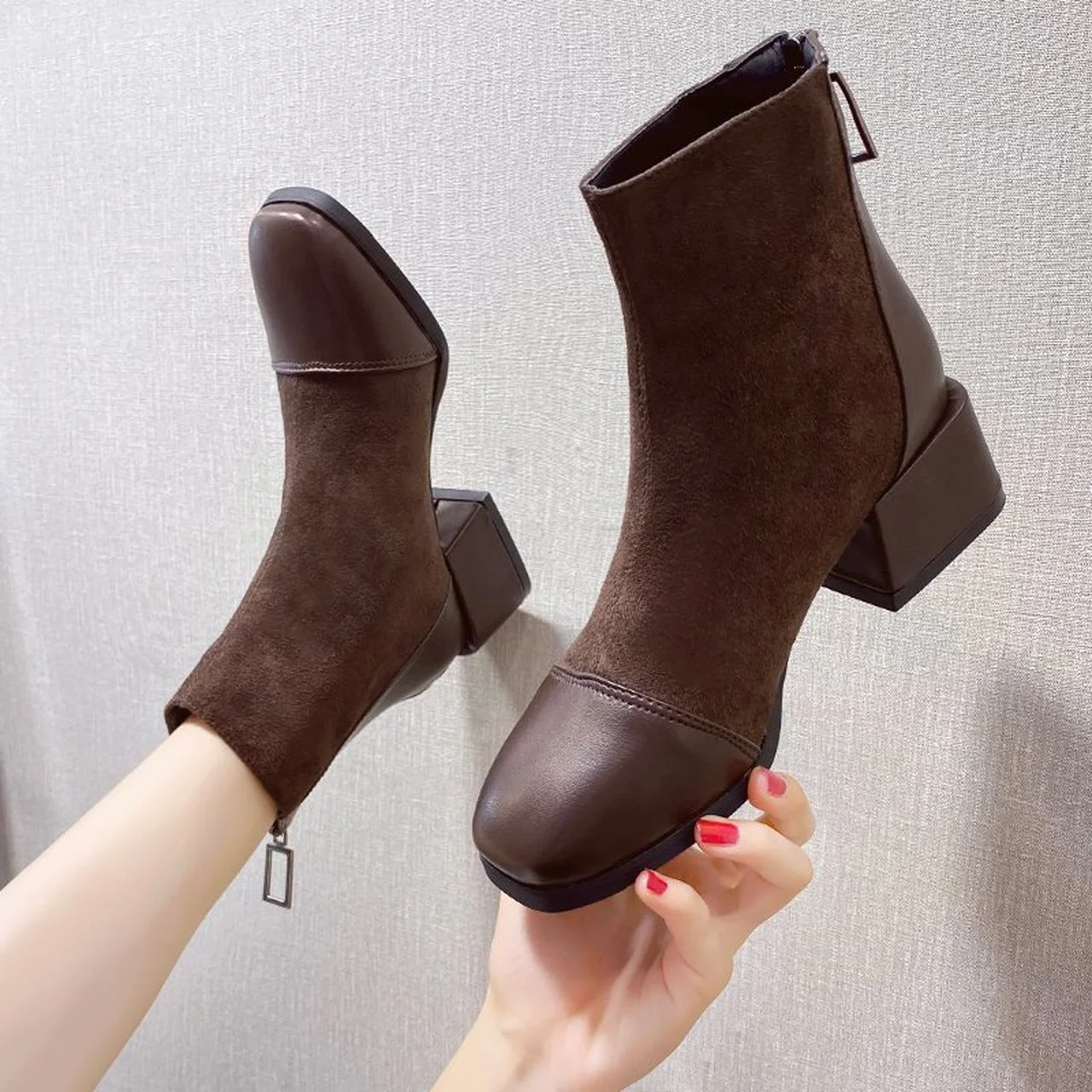 

Black Fashion Boots Low Heel Zipper Nude Boots Dark Brown Spring and Autumn Women's Single Boots 35-42 Aunt Short Boots Women's