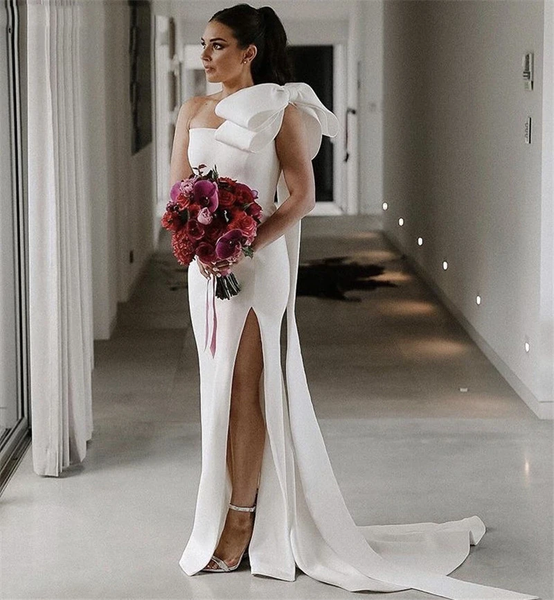 

White One Shoulder Mermaid Wedding Dress Sexy Side Split Long Bow Country Garden Wedding Dresses Bridal Gowns Reception Party