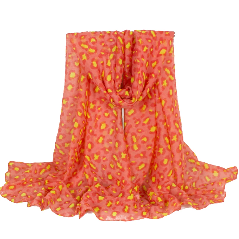 Легкий мягкий женский шарф зимний теплый модный из полиэстера с леопардовым