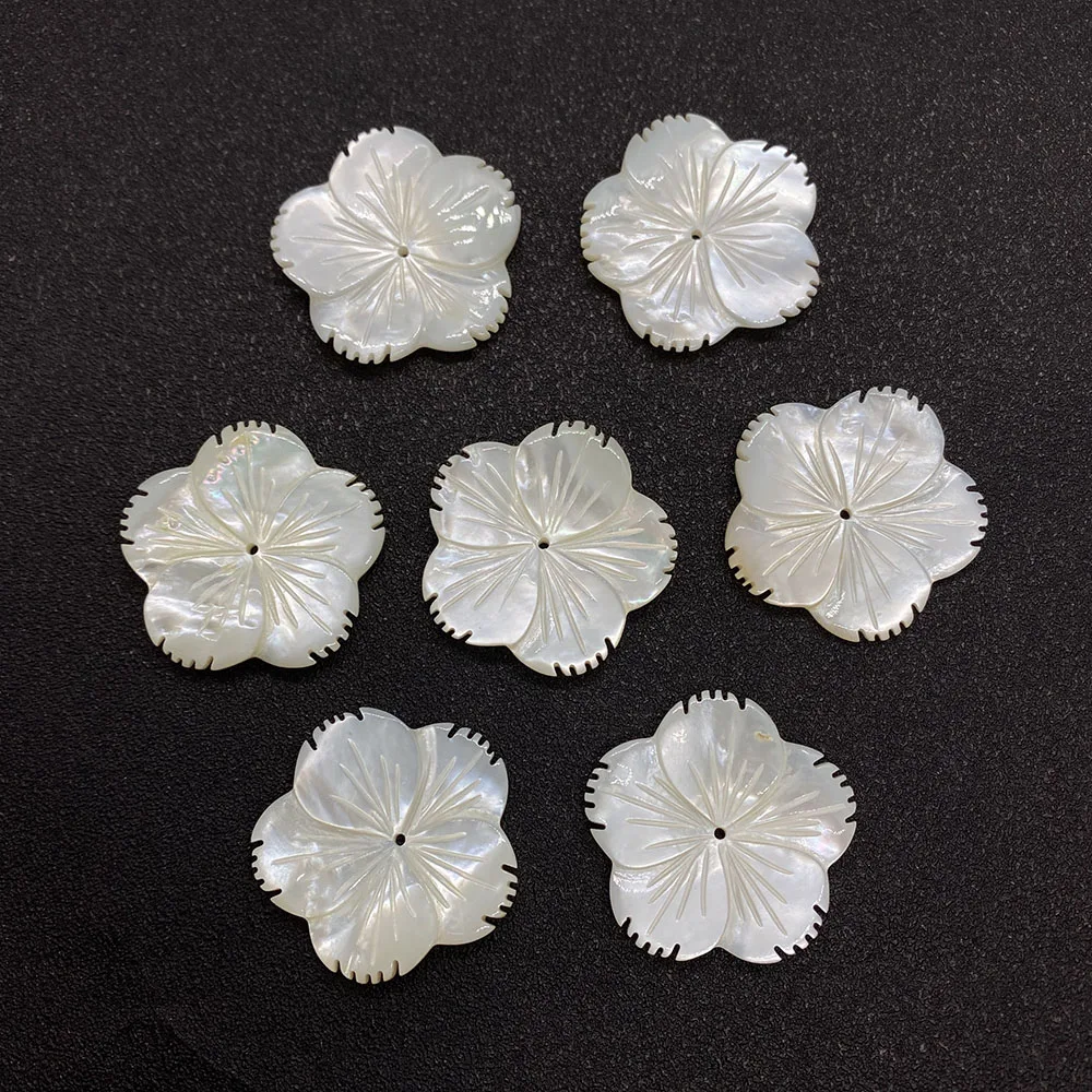 

Natural Sea Shell White Flower Shape Beads DIY Creation Fashion Exquisite Jewelry Beads Loose Beads Wholesale Size 19-30 mm