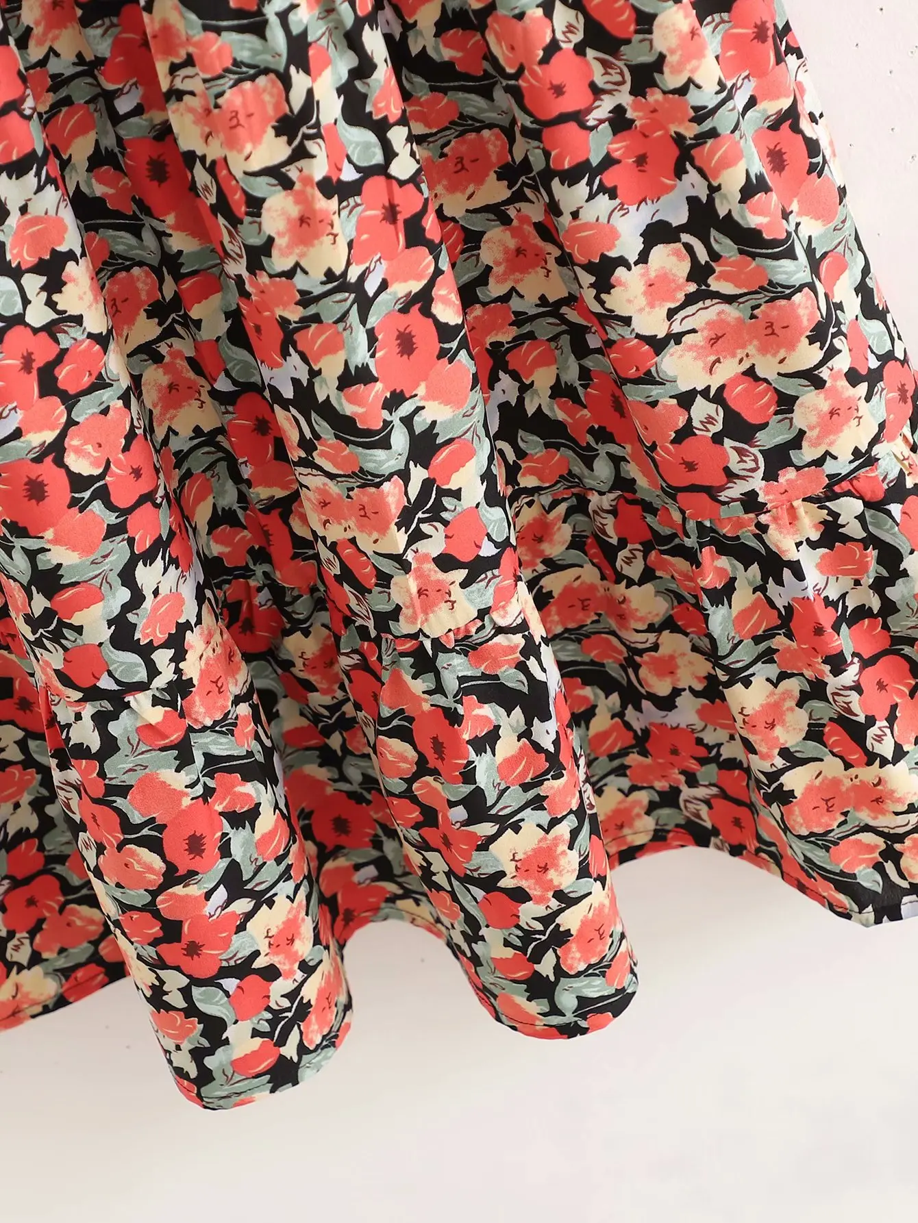 

Women Vintage Floral Print Casual Sweet Elegant Dresses Fashion Holiday Sleeveless Bohe Camisole Button Ruffled Sundress 2021