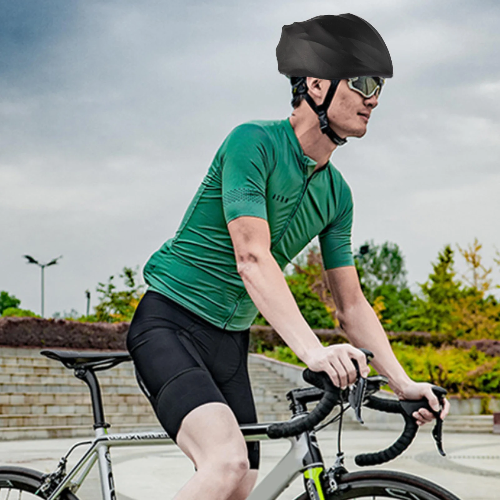 

2pcs Waterproof Dust-proof Rain Helmet Cover High Visibility Universal MTB Road Bike Bicycle Helmet Cover With Reflective Stripe